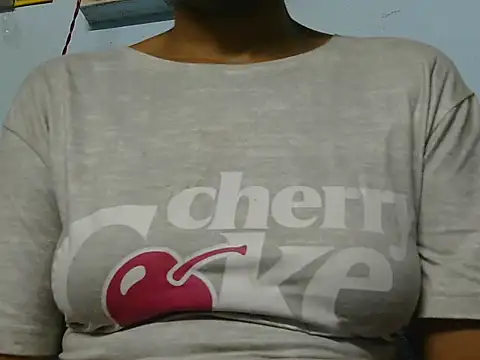 Snapshot of Thimiralagi chatting on February 2026 06:15:01 PM Thimiralagi online show from February 2026 06:15:01 PM