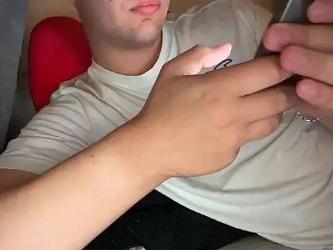 Snapshot of DaddysLittleBoyp chatting on November 2025 08:42:02 PM DaddysLittleBoyp online show from November 2025 08:42:02 PM