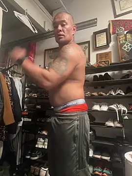 EatMyCake831 online show from September 2025 09:02:01 AM