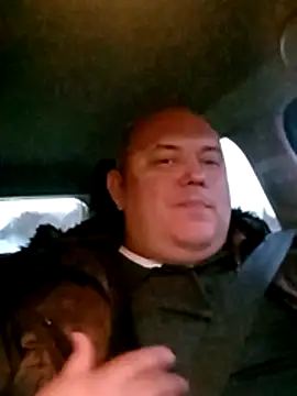 Snapshot of BigromeoXX chatting on November 2025 04:19:02 PM BigromeoXX online show from November 2025 04:19:02 PM