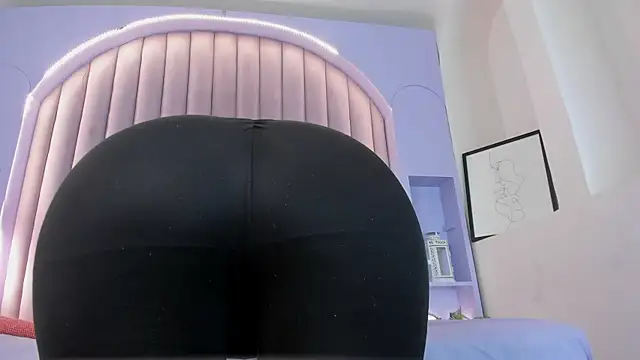 DulceAurora   online show from November 2025 12:02:02 AM