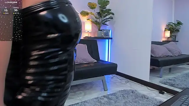 Aixaa charles online show from January 2025 11:58:02 AM