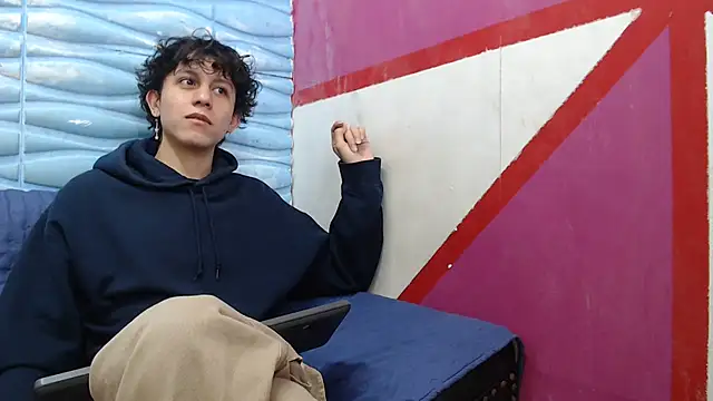 Snapshot of Felipe_Browns chatting on January 2025 01:26:01 PM Felipe Browns online show from January 2025 01:26:01 PM