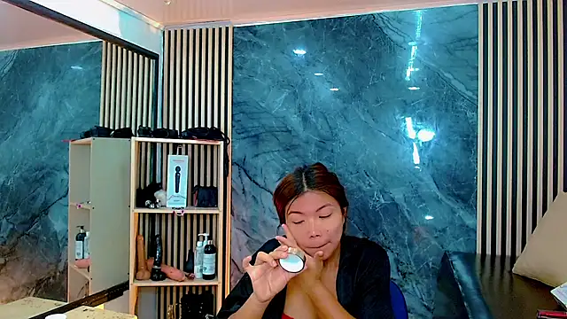 Isalombardi online show from October 2025 03:18:02 AM