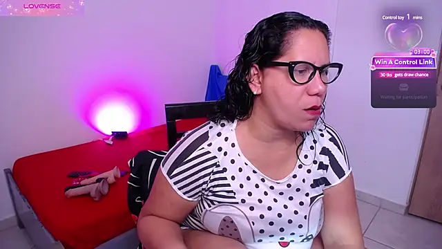 paola ferreira online show from February 2025 02:00:01 PM