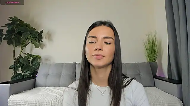 NicoleLuv online show from December 2024 07:11:02 PM