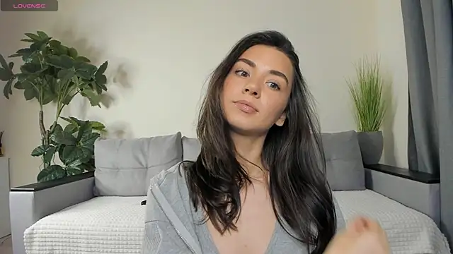 NicoleLuv online show from December 2024 01:07:02 PM