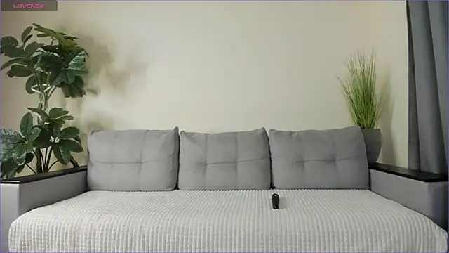 NicoleLuv online show from January 2025 01:04:01 PM