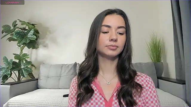 NicoleLuv online show from February 2025 01:08:02 PM