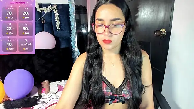 Snapshot of Fiorela_Ocean_ chatting on February 2025 02:11:02 PM Fiorela Ocean online show from February 2025 02:11:02 PM