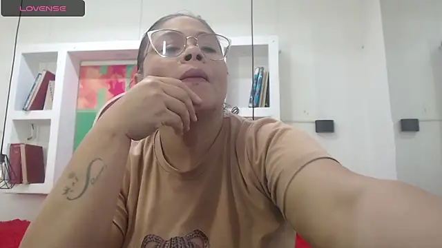 Snapshot of sexy_lady_0 chatting on November 2025 11:54:01 AM sexy lady 0 online show from November 2025 11:54:01 AM