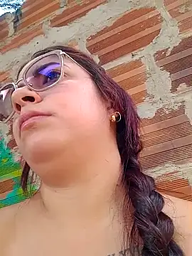Snapshot of Mary_Pompis chatting on January 2025 04:02:02 PM Mary Pompis online show from January 2025 04:02:02 PM
