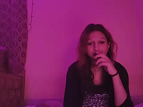 Snapshot of MmmMonikaBabie chatting on January 2025 09:11:02 PM MmmMonikaBabie online show from January 2025 09:11:02 PM
