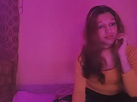 Snapshot of MmmMonikaBabie chatting on January 2025 06:45:02 PM MmmMonikaBabie online show from January 2025 06:45:02 PM