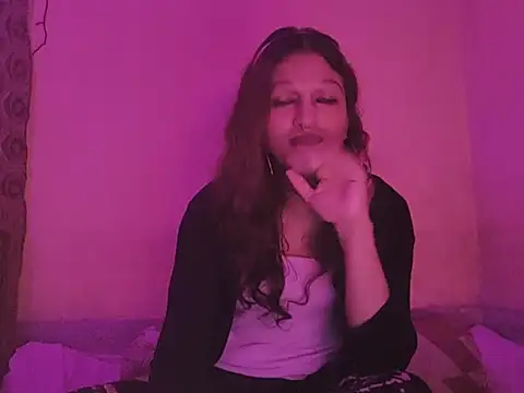 Snapshot of MmmMonikaBabie chatting on January 2025 10:56:01 PM MmmMonikaBabie online show from January 2025 10:56:01 PM