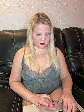 BlondyBrat online show from December 2025 11:45:02 PM