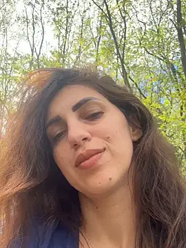 EmaSkyes online show from October 2025 11:09:02 AM