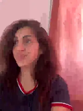 EmaSkyes online show from October 2025 11:28:01 AM