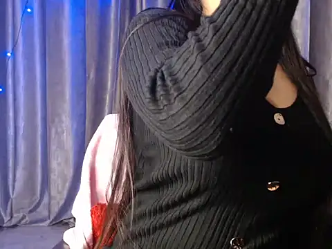 Snapshot of Sexy_Myra18 chatting on January 2025 03:37:01 AM Sexy Myra18 online show from January 2025 03:37:01 AM