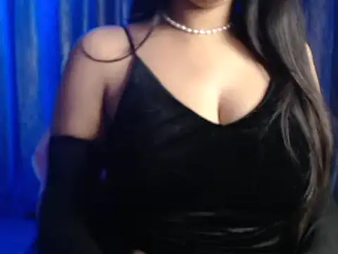 Snapshot of Sexy_Myra18 chatting on January 2025 05:37:02 AM Sexy Myra18 online show from January 2025 05:37:02 AM