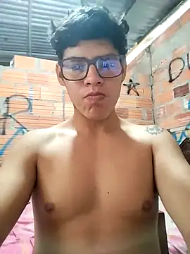 Snapshot of williF1f chatting on March 2025 02:53:02 PM williF1f online show from March 2025 02:53:02 PM