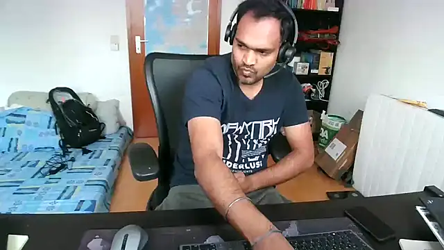 pleasure 5844 online show from November 2025 12:59:01 PM