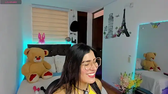 Luxxur69 online show from May 2026 08:38:02 PM