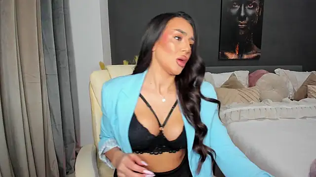 Sonia  Rey online show from January 2026 04:56:02 PM