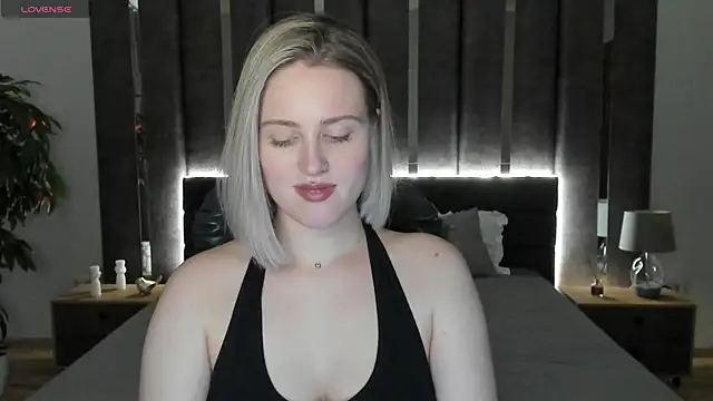 Snapshot of _Sarah_Soul_ chatting on December 2024 07:08:01 AM Sarah Soul online show from December 2024 07:08:01 AM