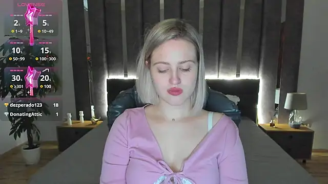 Snapshot of _Sarah_Soul_ chatting on December 2024 04:09:01 AM Sarah Soul online show from December 2024 04:09:01 AM