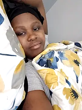 Snapshot of Dark_Berry_26 chatting on March 2026 08:01:01 PM Dark Berry 26 online show from March 2026 08:01:01 PM