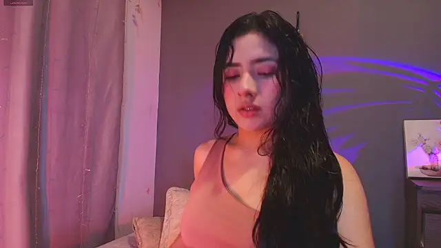 adara johnson   online show from April 2026 11:45:02 AM