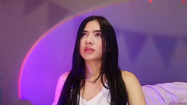 adara johnson   online show from June 2026 11:47:02 AM