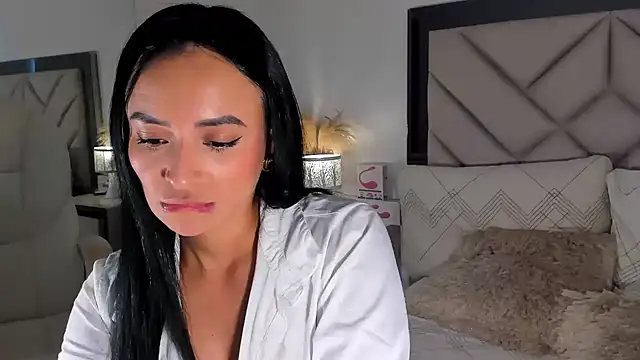 alexa tobar online show from April 2026 08:55:01 PM