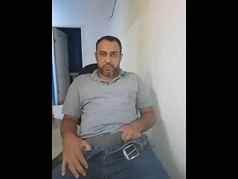 Snapshot of friendsloversex chatting on October 2025 07:43:01 PM friendsloversex online show from October 2025 07:43:01 PM