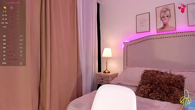 Snapshot of Emilly_Rivera chatting on December 2024 04:40:01 PM Emilly Rivera online show from December 2024 04:40:01 PM