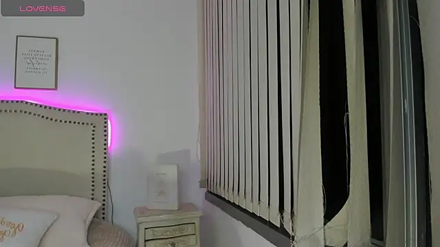 Snapshot of Emilly_Rivera chatting on March 2025 10:29:01 AM Emilly Rivera online show from March 2025 10:29:01 AM
