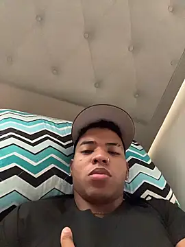 Snapshot of FeitanGus chatting on February 2026 02:03:02 PM FeitanGus online show from February 2026 02:03:02 PM