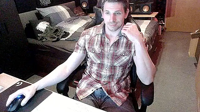 Snapshot of dreamwallker21 chatting on February 2026 04:36:02 PM dreamwallker21 online show from February 2026 04:36:02 PM