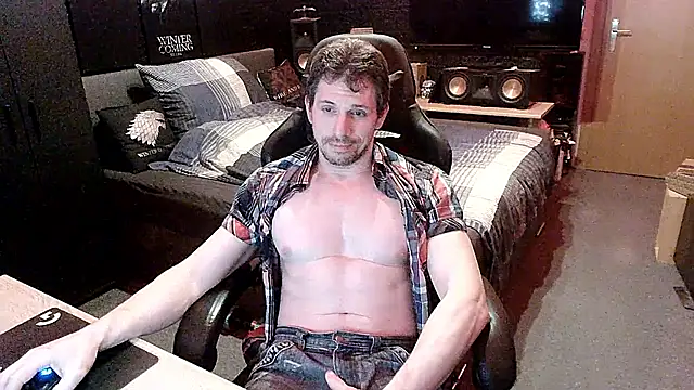 Snapshot of dreamwallker21 chatting on March 2026 07:52:02 PM dreamwallker21 online show from March 2026 07:52:02 PM