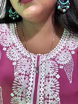 Snapshot of Ayesha_mahi chatting on September 2025 07:35:02 AM Ayesha mahi online show from September 2025 07:35:02 AM