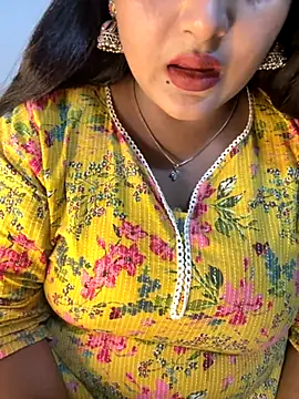 Snapshot of Ayesha_mahi chatting on October 2025 09:06:02 AM Ayesha mahi online show from October 2025 09:06:02 AM