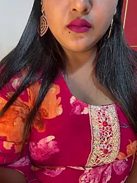 Snapshot of Ayesha_mahi chatting on November 2025 08:37:02 AM Ayesha mahi online show from November 2025 08:37:02 AM