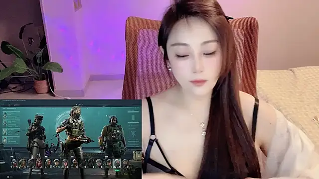 Daisy-77 online show from March 2026 12:45:01 PM