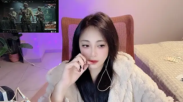 Daisy-77 online show from April 2026 01:38:02 PM