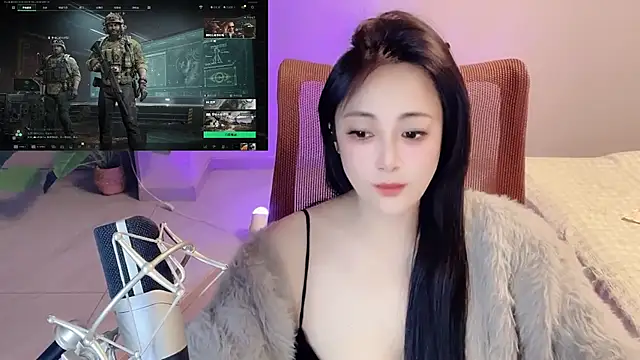 Daisy-77 online show from May 2026 12:45:02 PM