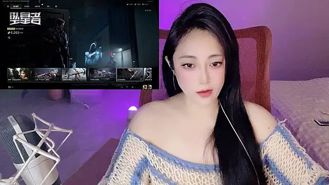 Daisy-77 online show from May 2026 11:40:01 AM