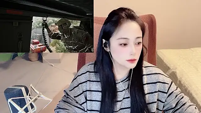 Daisy-77 online show from May 2026 12:54:02 PM