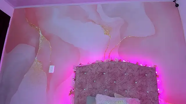 Snapshot of Daisy__rose chatting on February 2025 11:06:02 AM Daisy rose online show from February 2025 11:06:02 AM