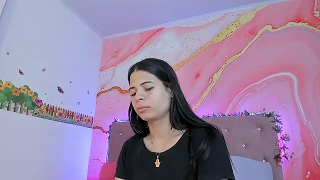 Snapshot of Daisy__rose chatting on February 2025 11:06:02 AM Daisy rose online show from February 2025 11:06:02 AM